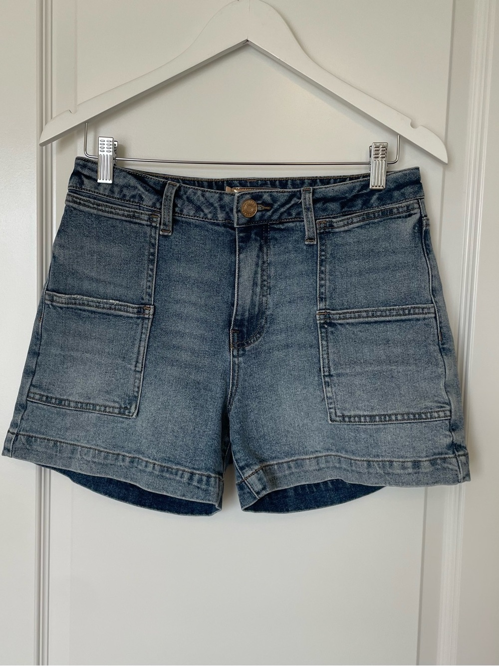 Kut from the Kloth Women's Jane Patch-Pocket Shorts